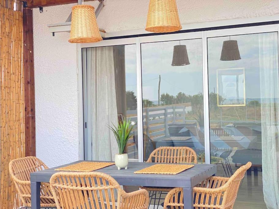 Boho Natural Beachfront Detached House Analipsis  Bagian luar foto